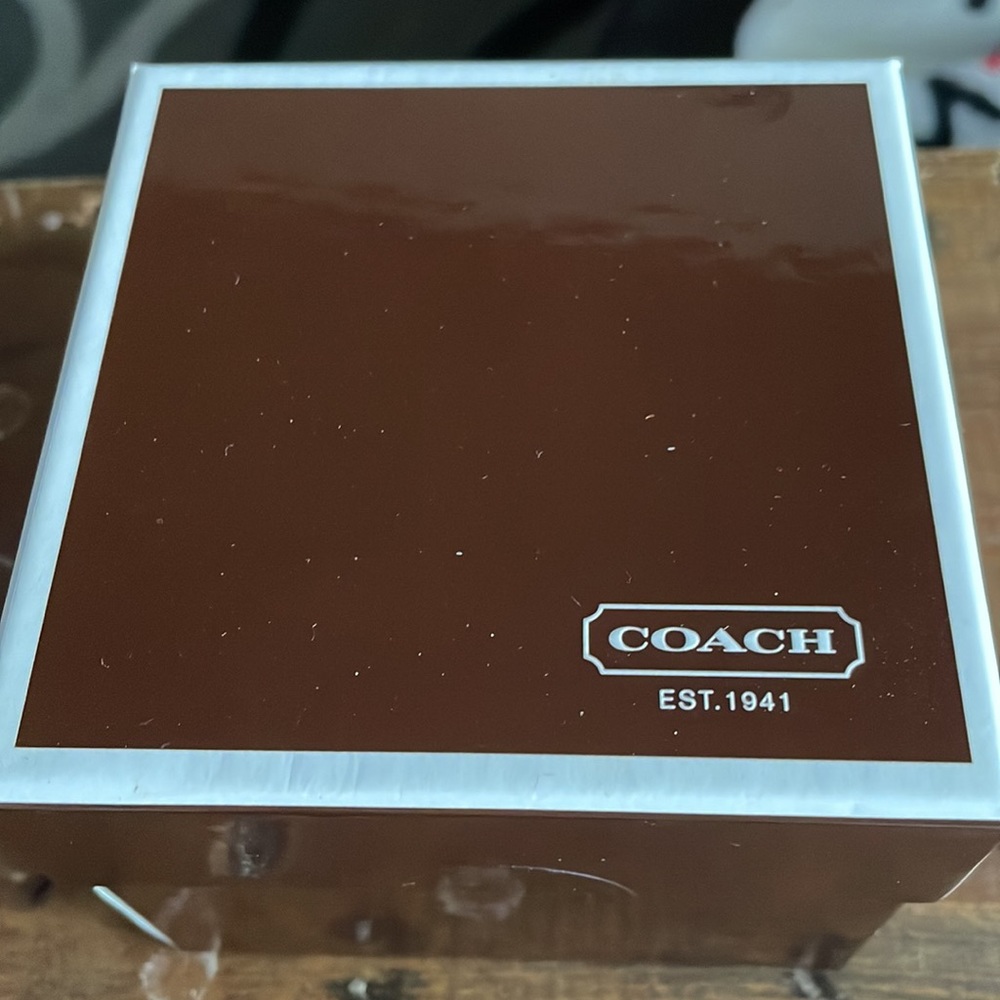 Coach Watch - Picture 4 of 4